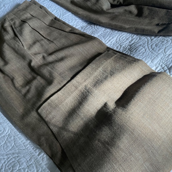 Ladies Suit jacket 3/4 length  and pants size 8 - Picture 3 of 6